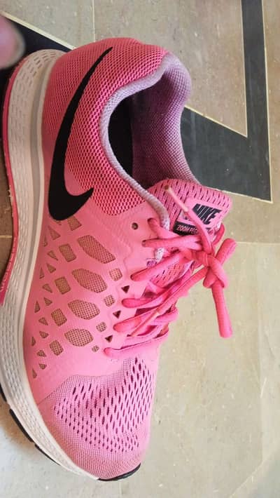 Nike Air Zoom Pegasus 31 Running Shoe, Pink