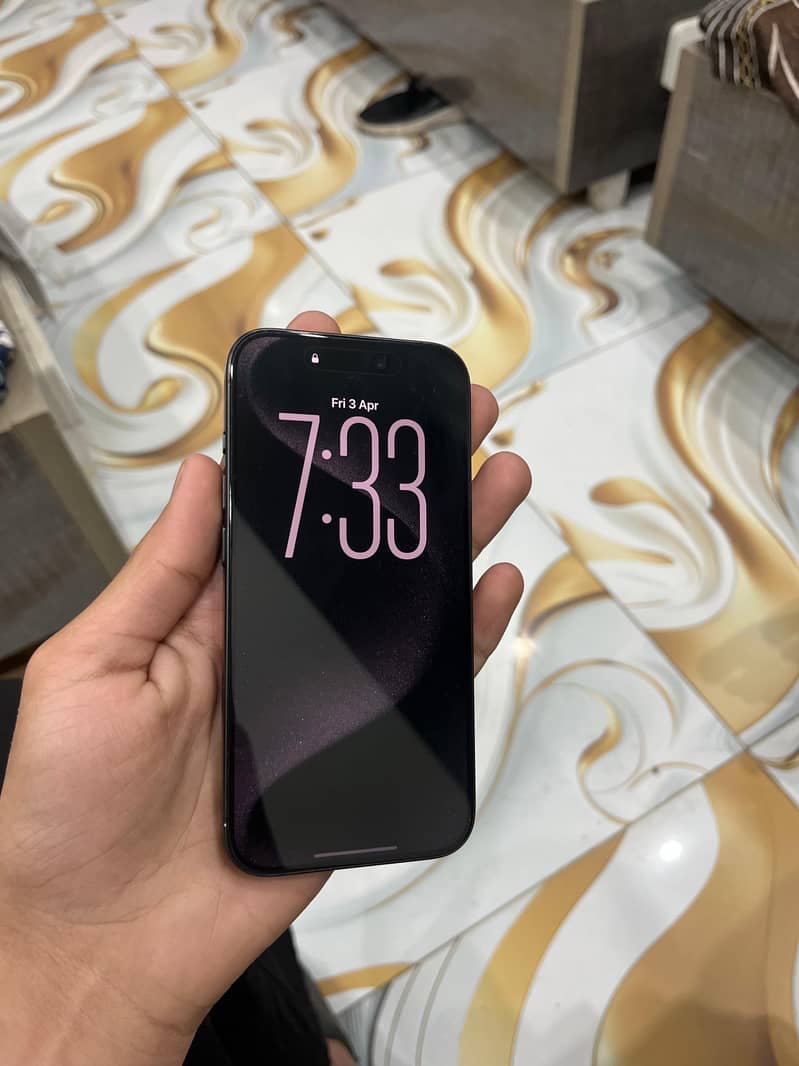Iphone 15 pro 1
