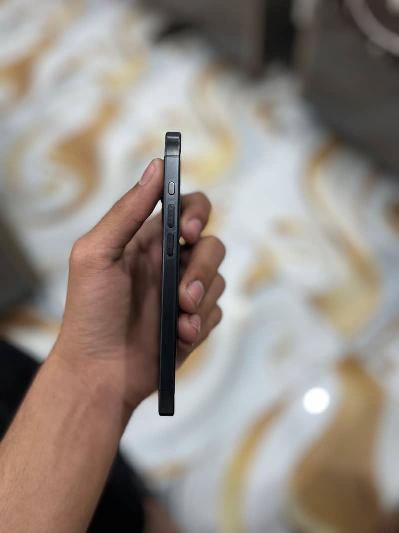 Iphone 15 pro 2