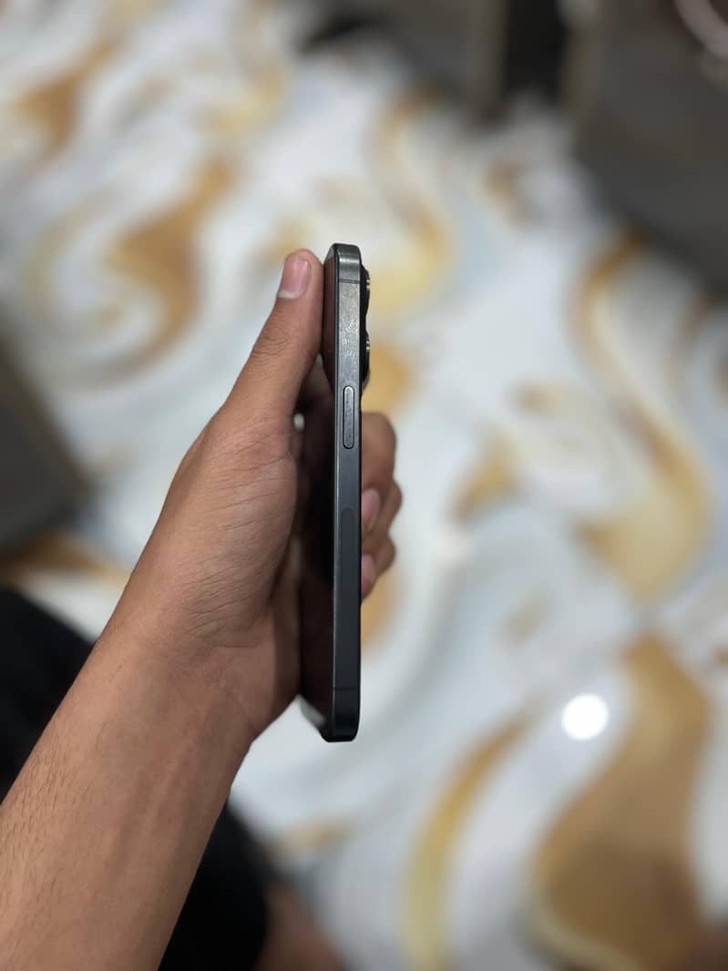 Iphone 15 pro 3