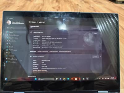 Lenovo Yoga core i5 7th gen