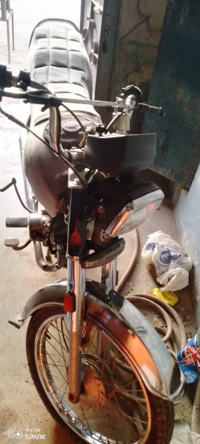 Honda CD70 model 2016