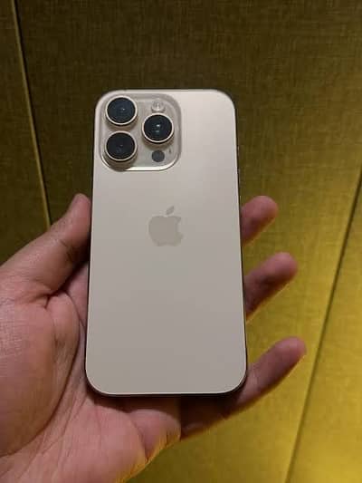 Apple iPhone 16 Pro