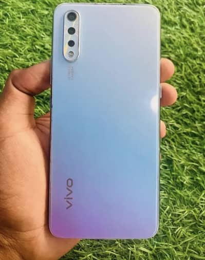 Vivo S1