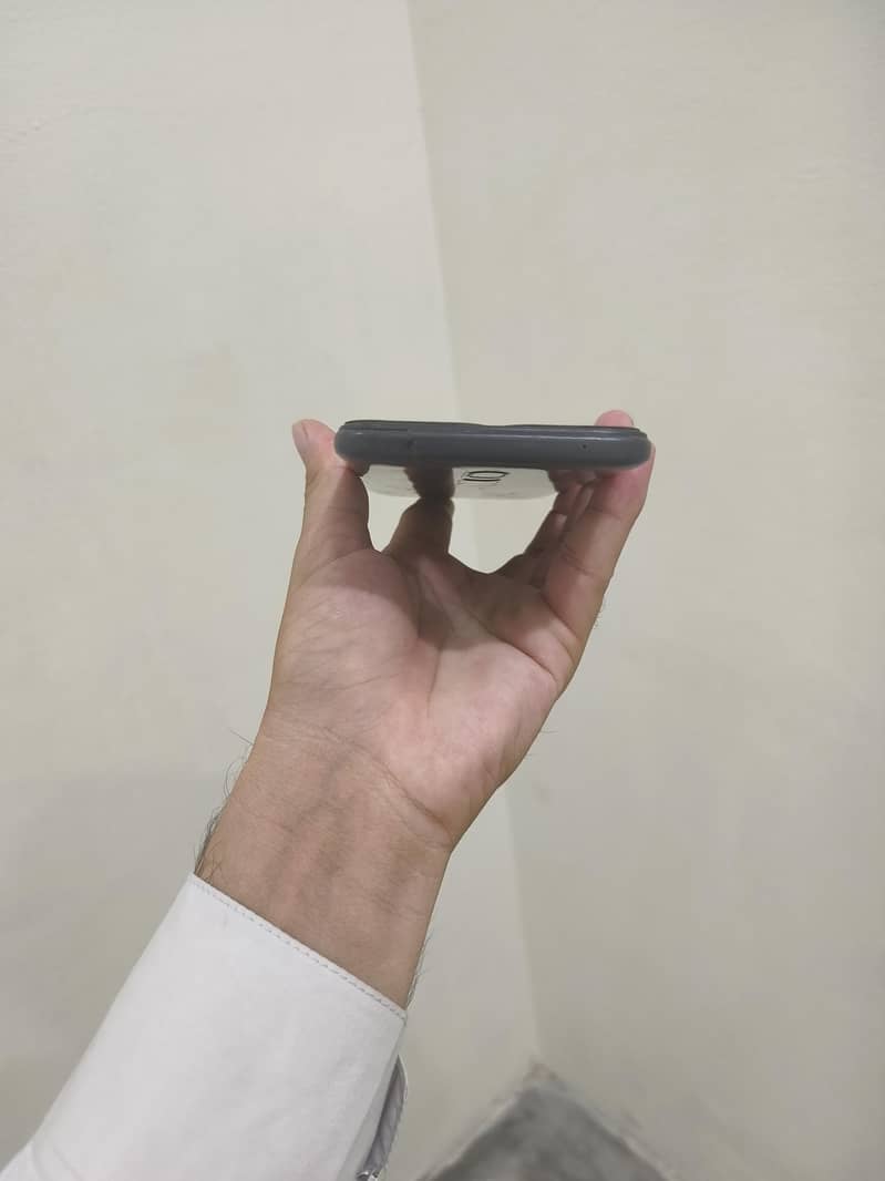 Xiaomi Redmi Note 8 4