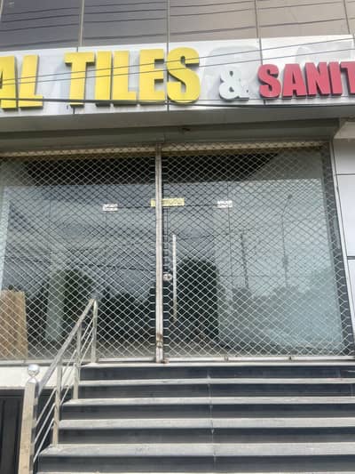 Commercial Hall Available for Rent at Tariq Square on Main City Kashmi