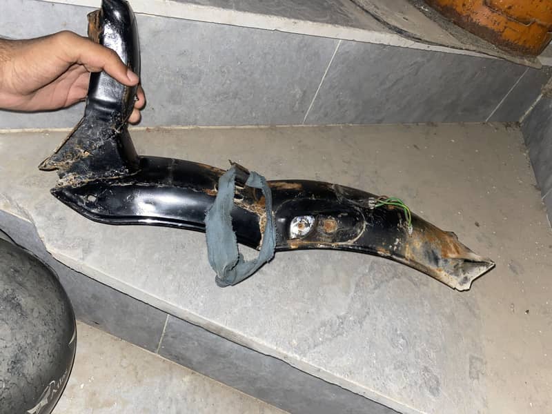 Bracket 1