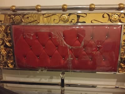 Steel bed ha bilkl new + mattress bhi ha