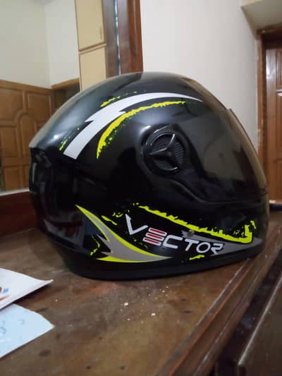 vector helmet brand new mint condition