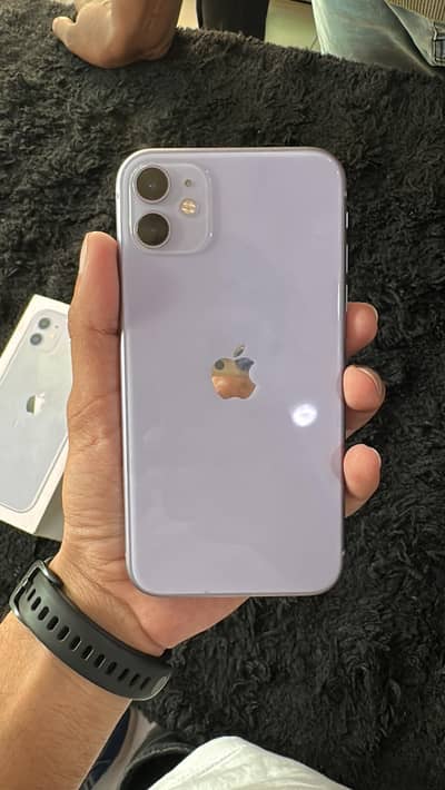 iPhone 11 128 jb