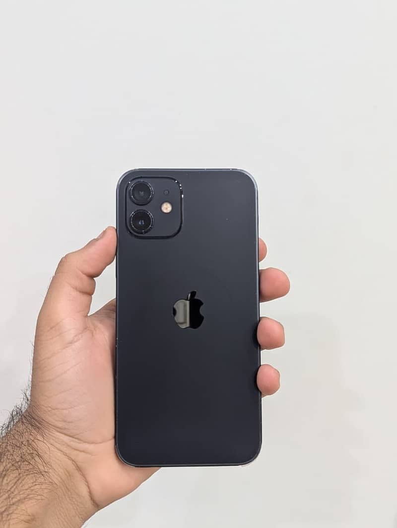 Apple iPhone 12 2