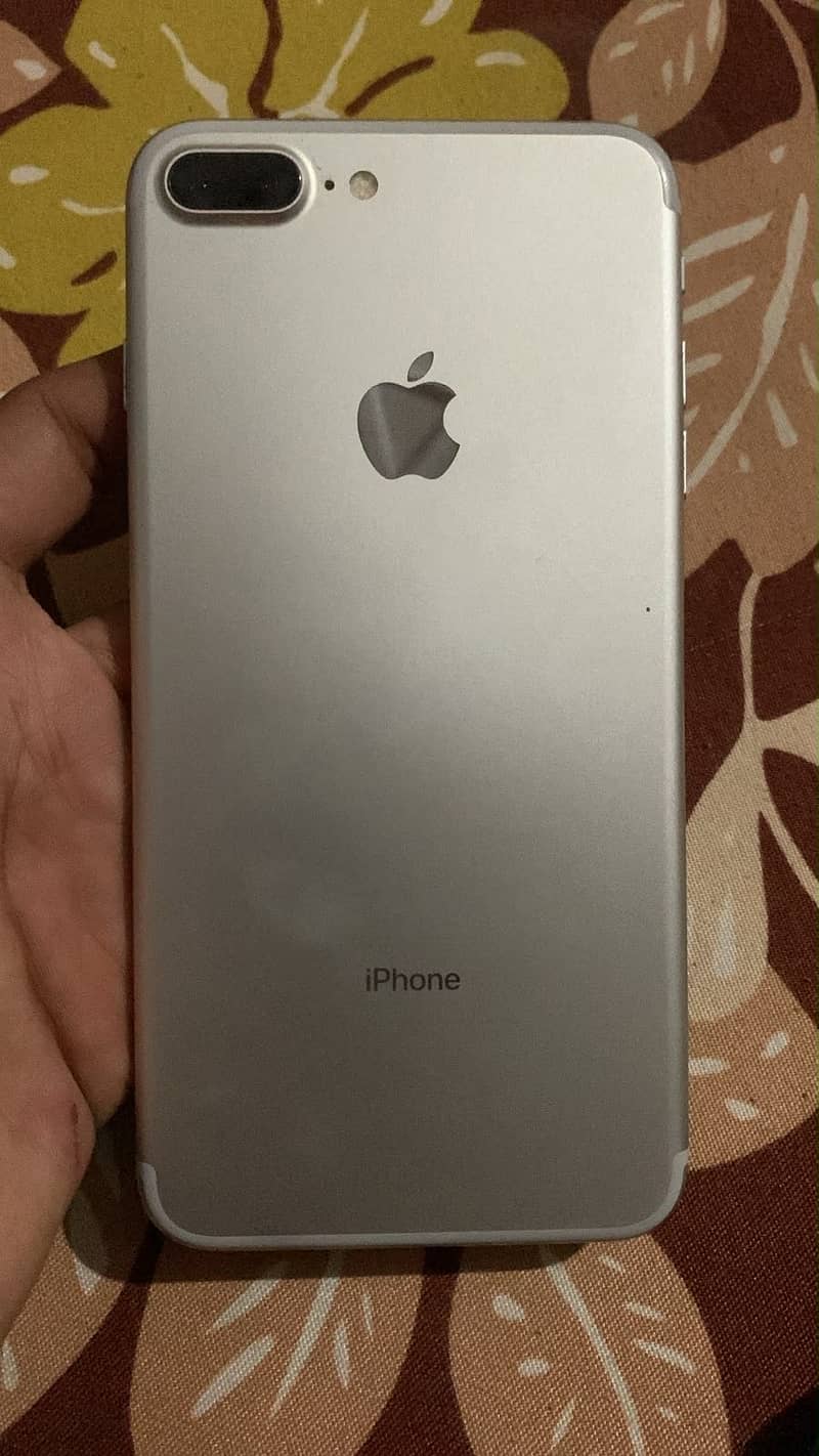 Apple iPhone 7 Plus 4
