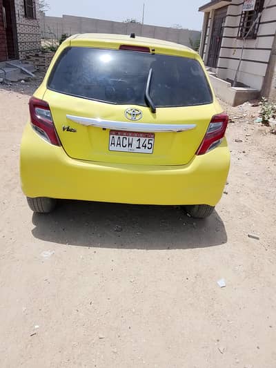 Toyota Vitz 2014