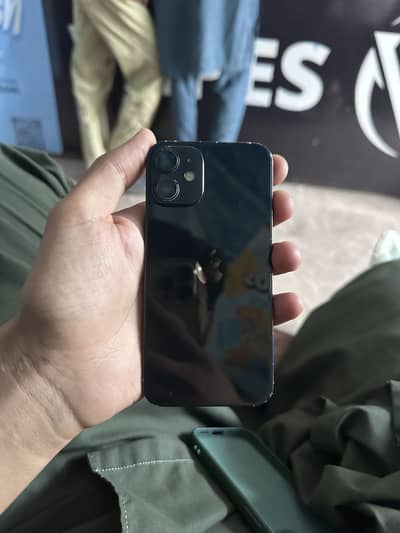 Apple iPhone 12 mini