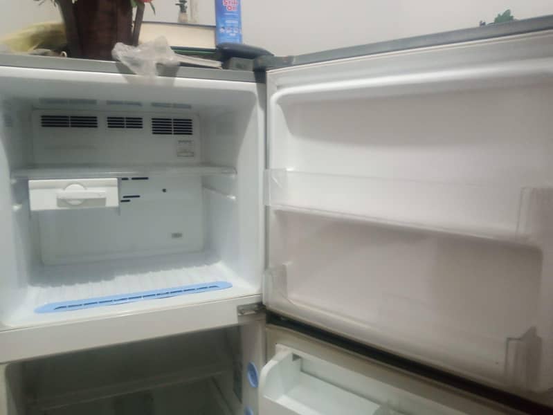 Fridge 8
