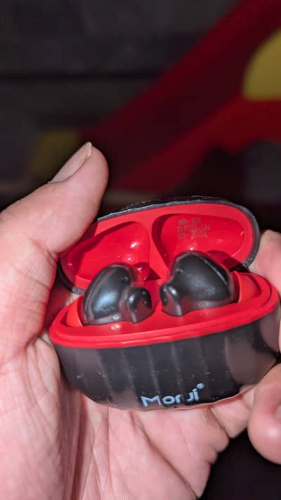 Morui k hai airpods