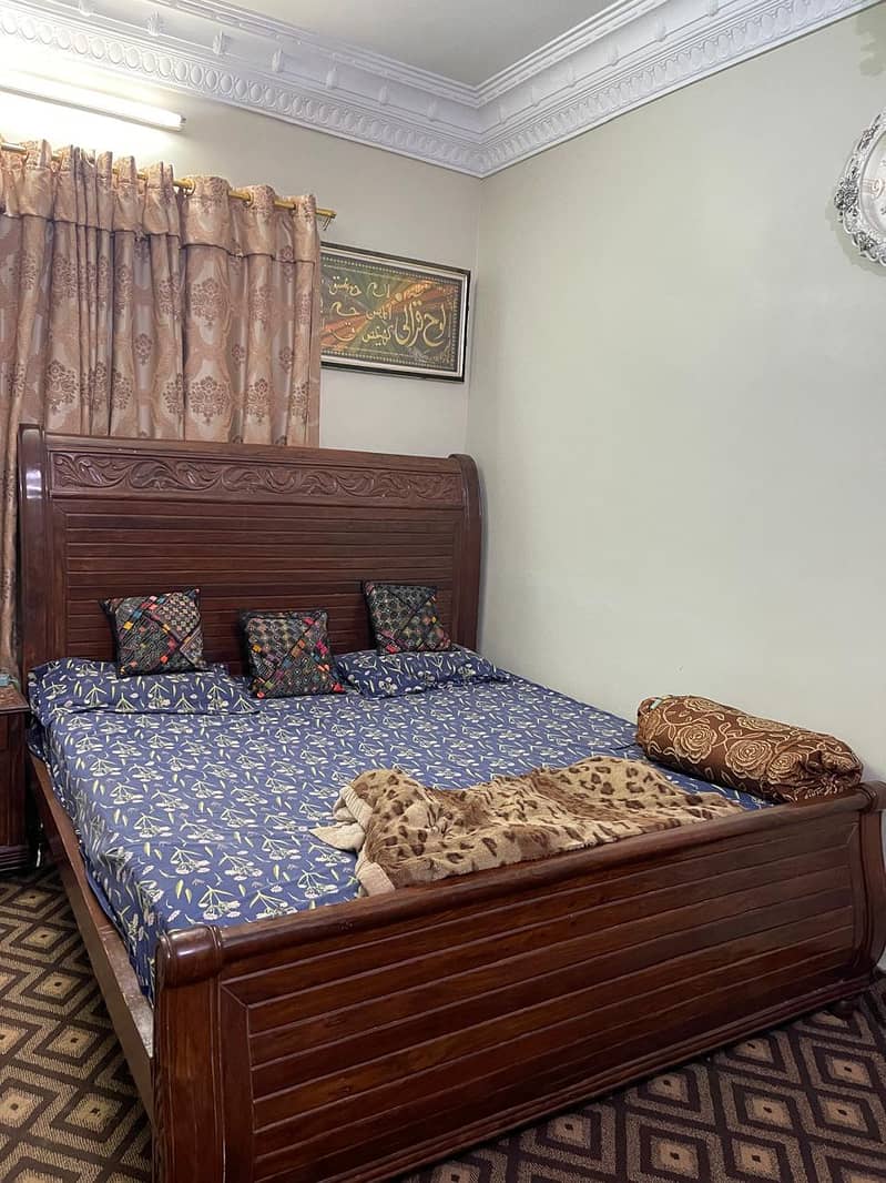 Double bed 0