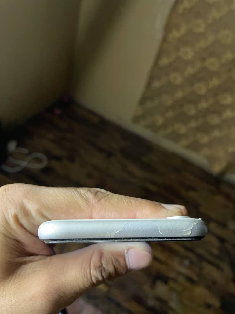 Apple iPhone XR 1