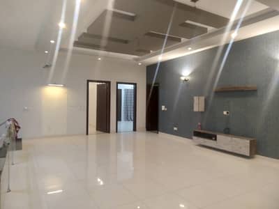 600 Villa Available For Rent
