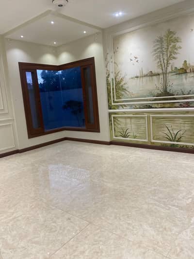600 SQ Yard Villa Available For Rent