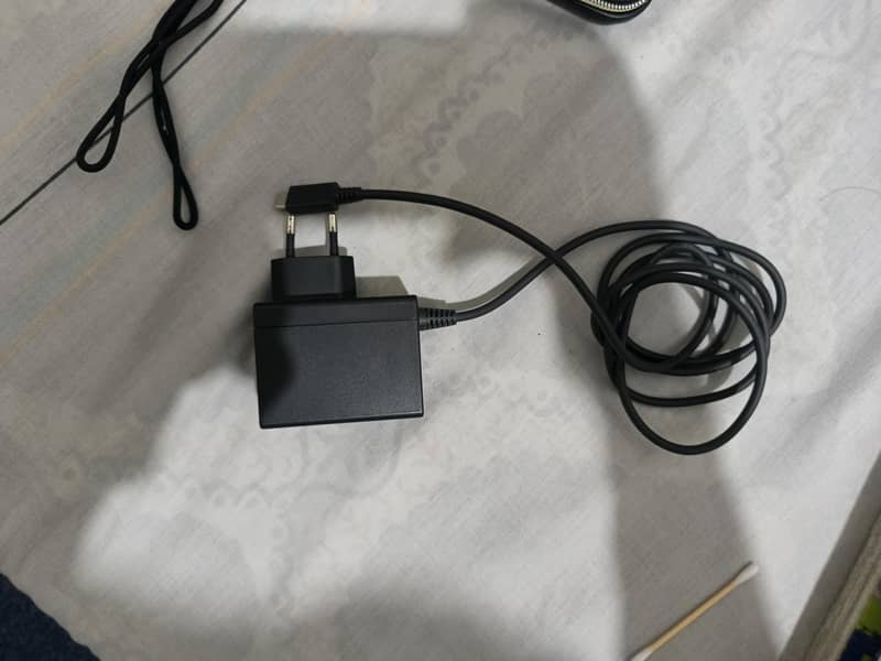 Nintendo Switch v2 + accessories 15