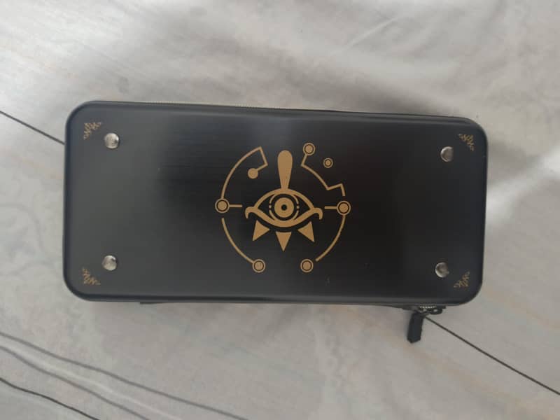 Nintendo Switch v2 + accessories 16