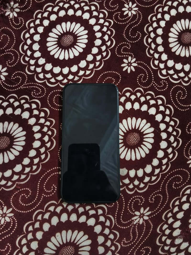 Apple iPhone 13 1