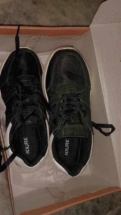 I want to sell my shoes bought for 8 thousand sale for 4500