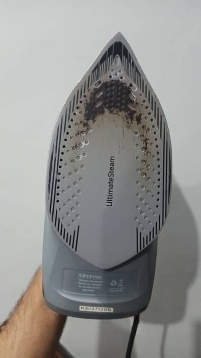 Krypton 2400W Ceramic Steam Iron (KNSI6237) - Powerful & Smooth