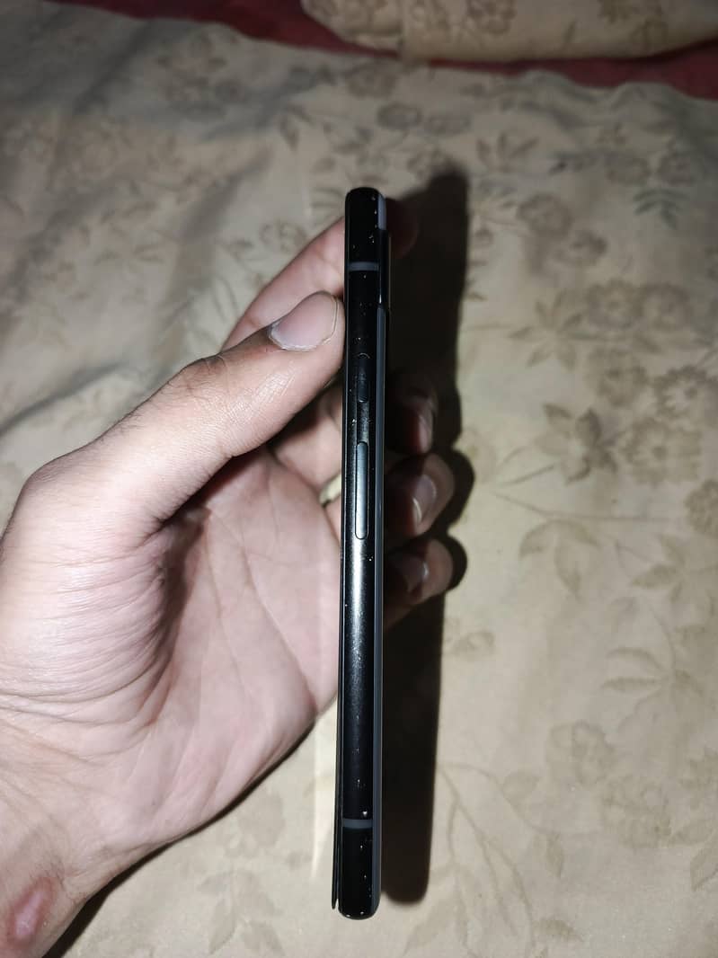Google Pixel 6a 5