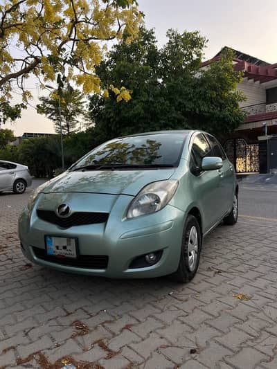 Toyota Vitz 2013