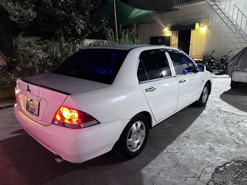 Lancer 2004 1.3 3
