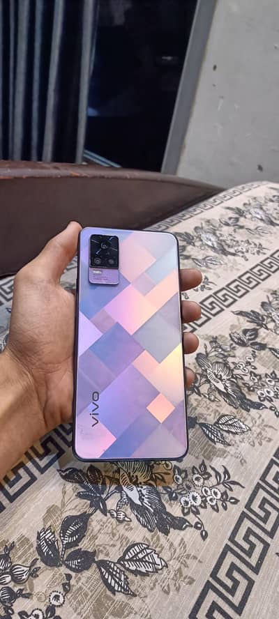 Vivo V21e