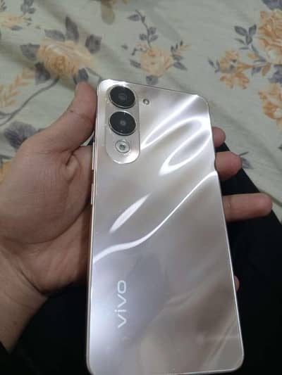 vivo y04