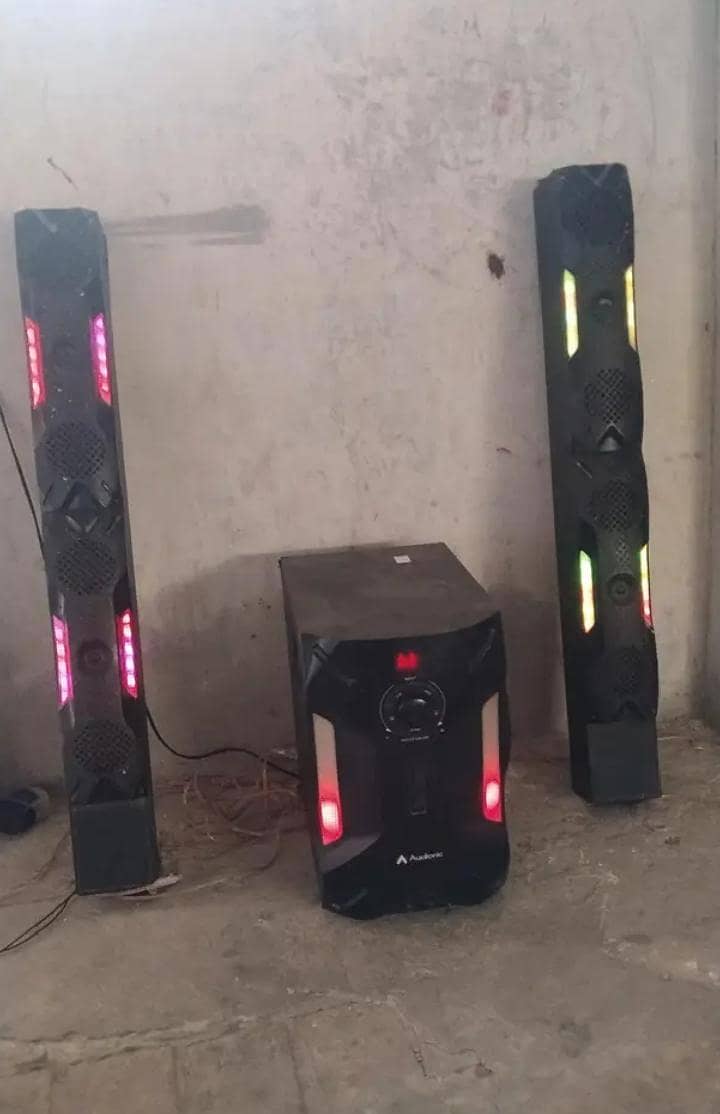 Audionic speaker 10/10 0