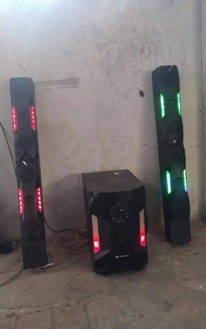 Audionic speaker 10/10 2