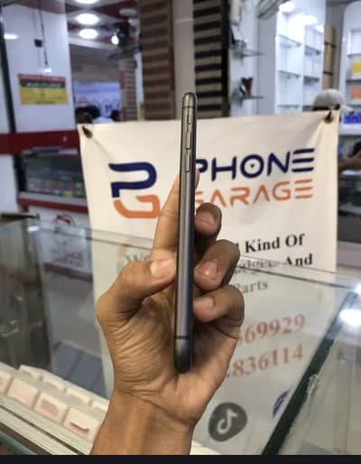 iPhone 11 factory unlock 64GB