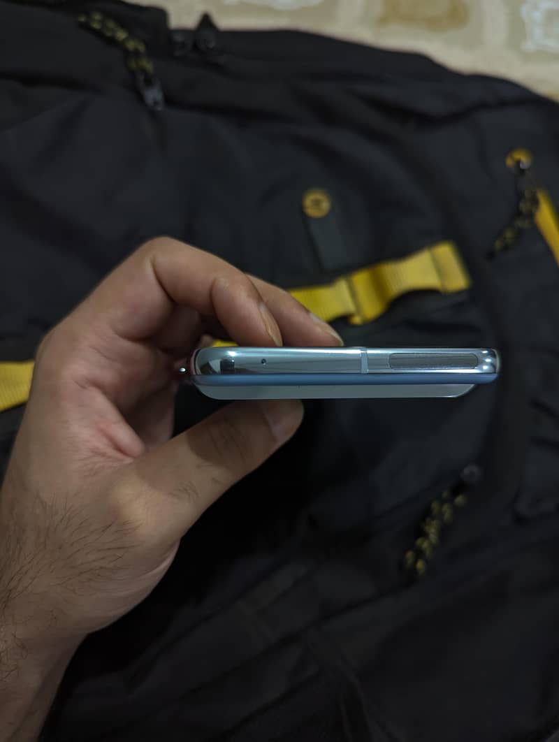 Google Pixel 8 Pro 4