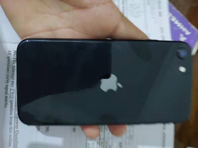 Apple iPhone SE