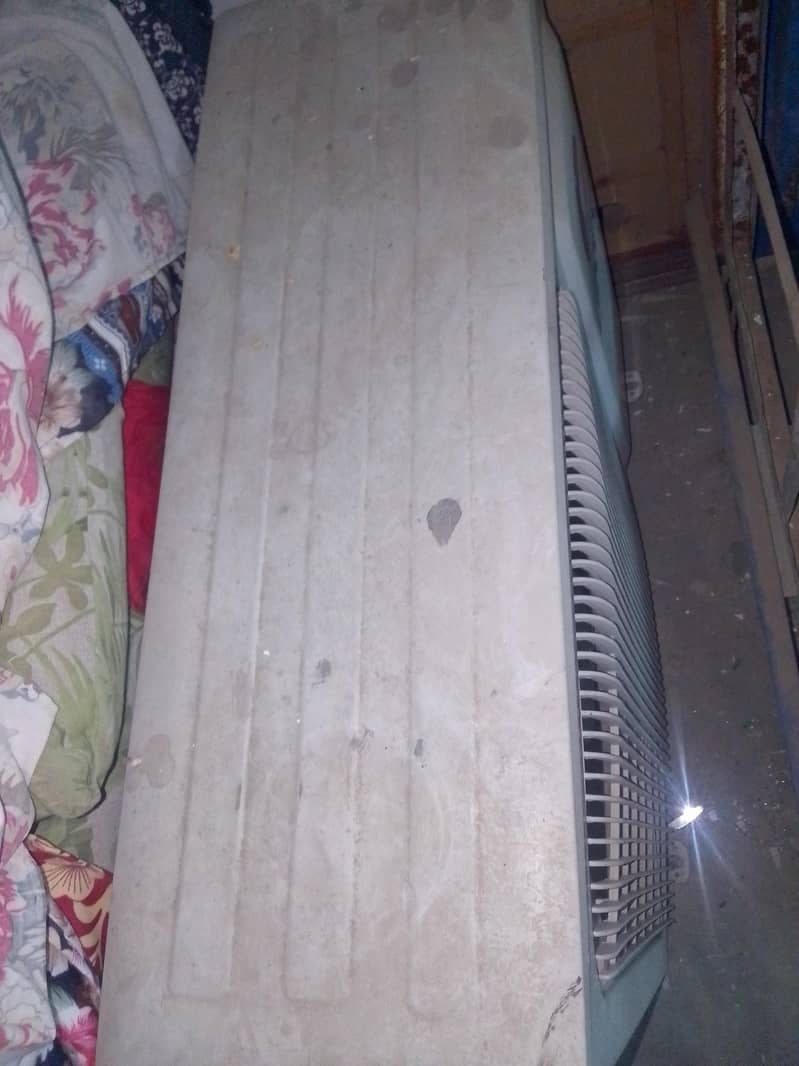GREE SPLIT AC 1