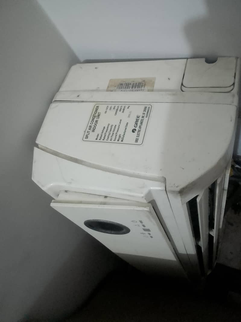 GREE SPLIT AC 2