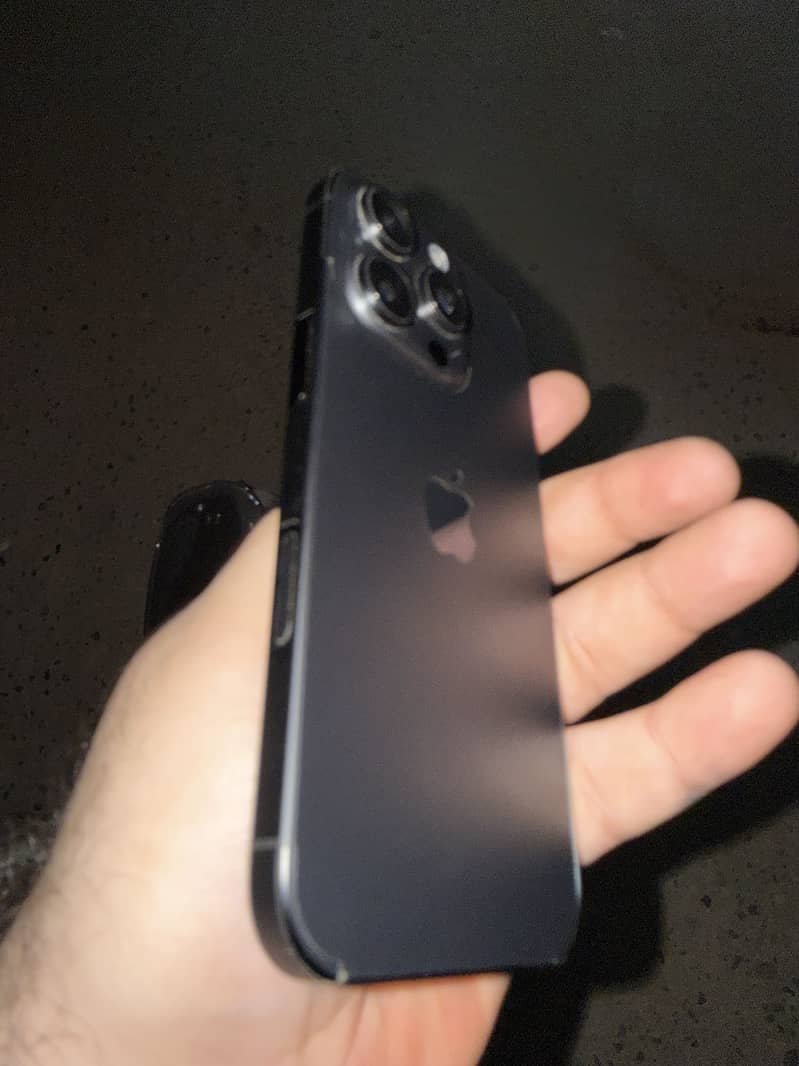 IPhone 16 pro 5