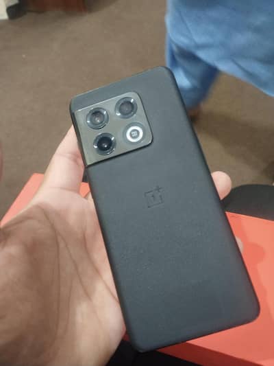 One Plus 10 Pro