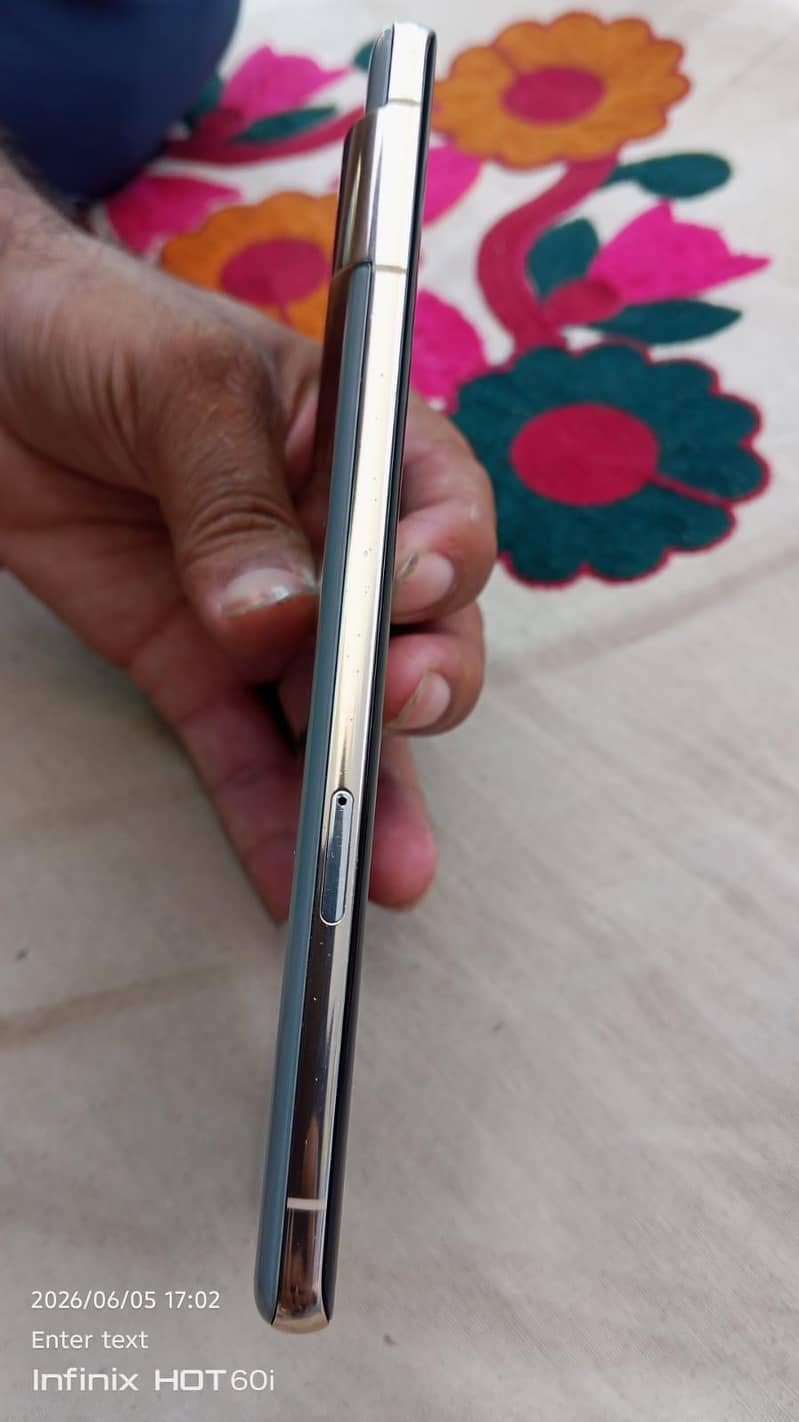 Google Pixel 7 Pro 4