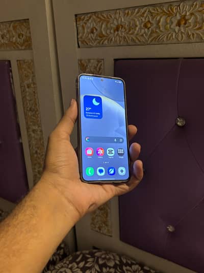 Samsung Mobile S24