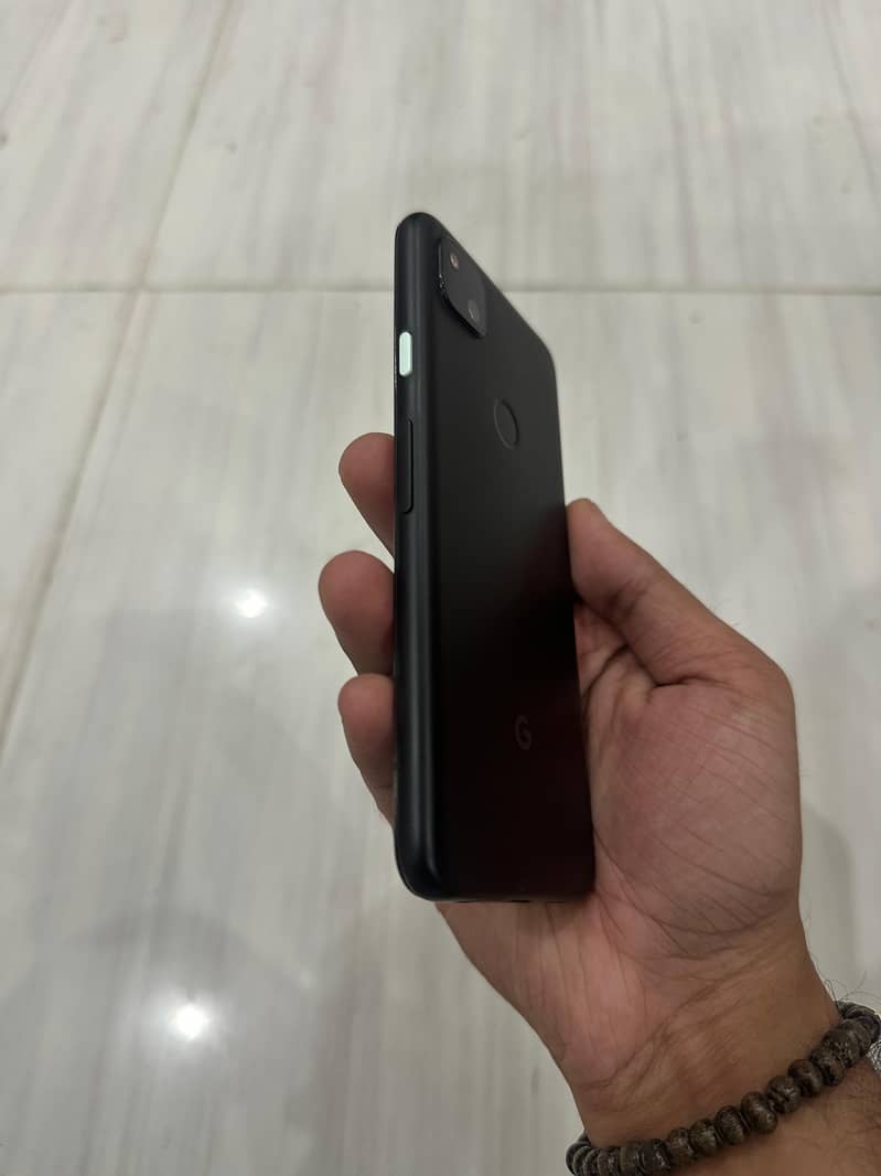 Google Pixel 4a 4