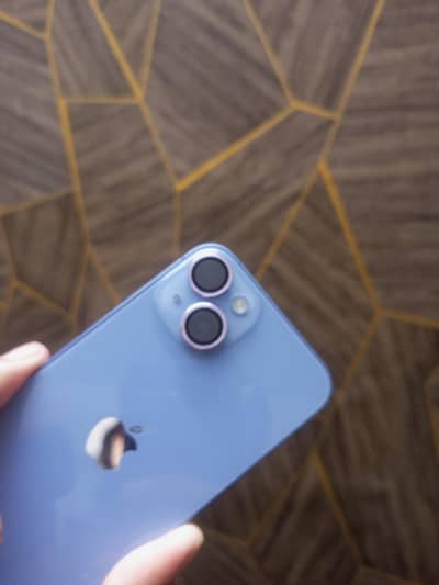 Apple iPhone 14
