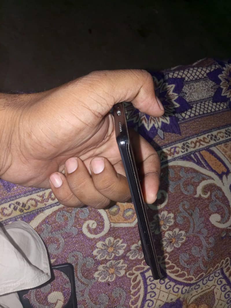 Tecno CAMON 30S 0