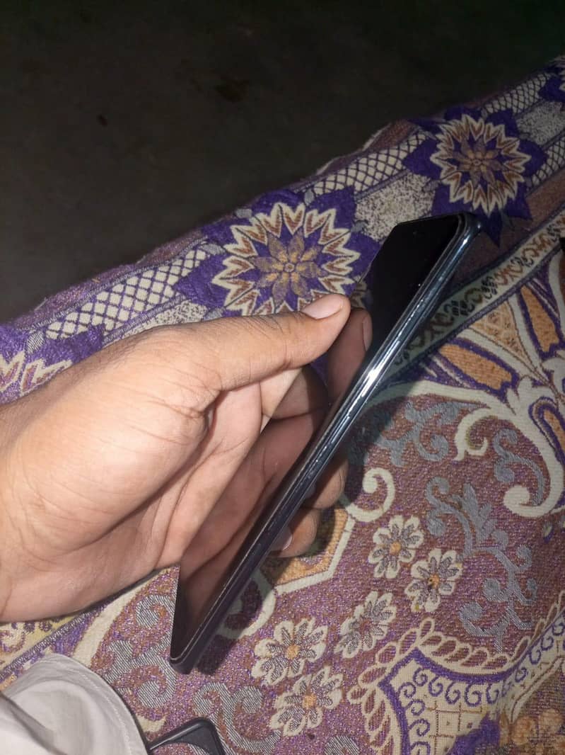Tecno CAMON 30S 3