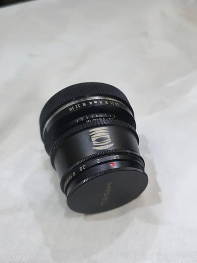 7 Artisan 35mm Cinematic Lens